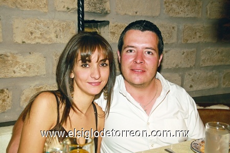 Perla Jáuregui y Antonio Balbín.