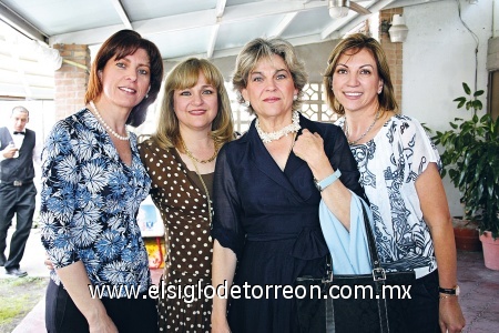 Rosario, Margara, Graciela y Claudia.