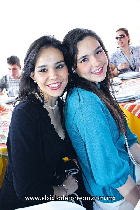 Margarita y María Elena Hernández Attolini
