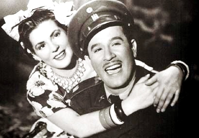 Una de las mejores caracterizaciones de Pedro Infante fue la del compositor mexicano Juventino Rosas en la película Sobre las Olas.
