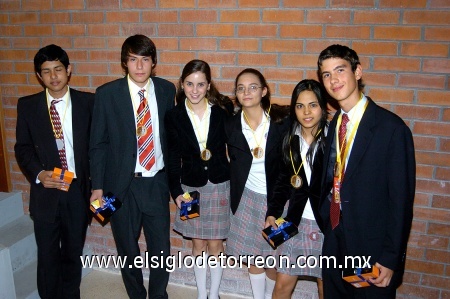 05042009 Ganadores. Primer lugar Categoría Menor la obtuvo el colegio Americano con: Jaime Lomas, Franco Bastida, Astrid Algara, Olivia Islas, Carla González y Darío Jiménez.