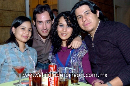 08042009 Mirna L., Andy Díaz, Rubí Dávila y Carlos Moreno.