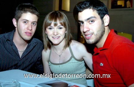 08042009 Jaime Alatorre, Caro Olhagaray y Jorge Martínez.