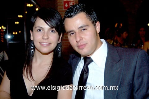 03052009 Antonio Ibarra y Michelle Sánchez.