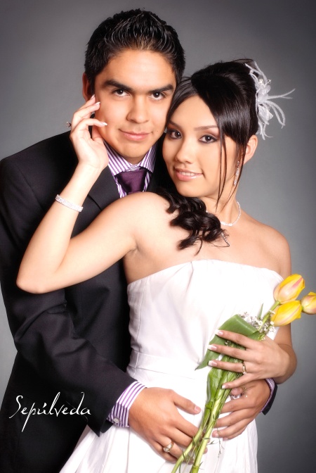Sr. Víctor Eduardo Juárez Chávez y Srita. Érika Isabel Mireles Segura unieron sus vidas en matrimonio el sábado 14 de febrero de 2009.

Estudio Sepúlveda