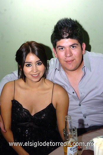 09052009 Sarahí Betancourt junto a Hugo de la Mora,pasaron gratos momentos.