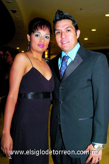 09052009 Marcela Monreal y Rogelio Marín.