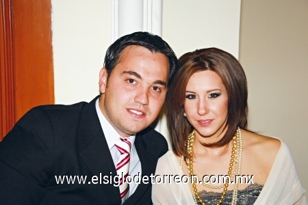 Roberto y Mónica.