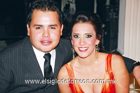 Octavio Barraza y Perla Iracheta.