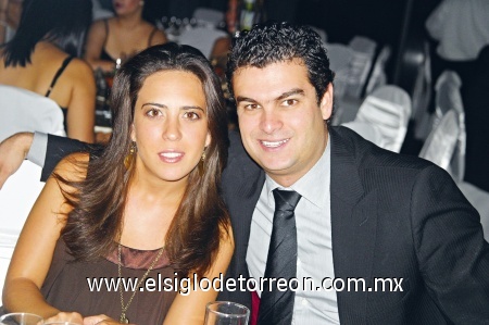 Marifer Borbolla y Ricky Conte.
