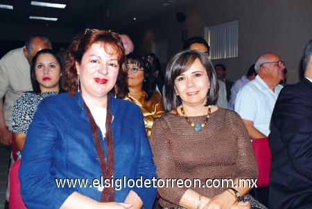 Laura Orellana y Margarita Torres.