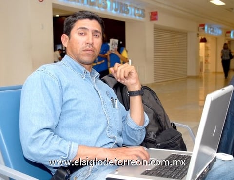 12052009 Jesús Olvera Méndez se fue en plan de trabajo a Chile.