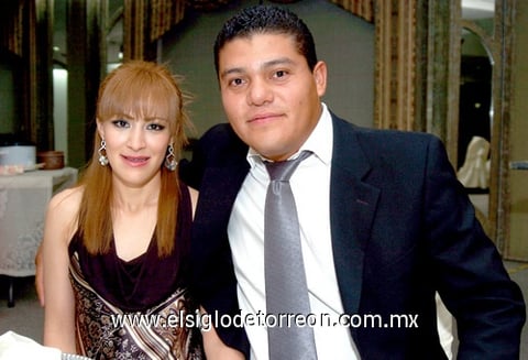14052009 Perla Marín Metlich y Marco Gallegos Ortiz.