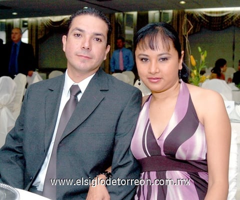 14052009 Aquiles González y Claudia Sámago de González, presentes en el evento.