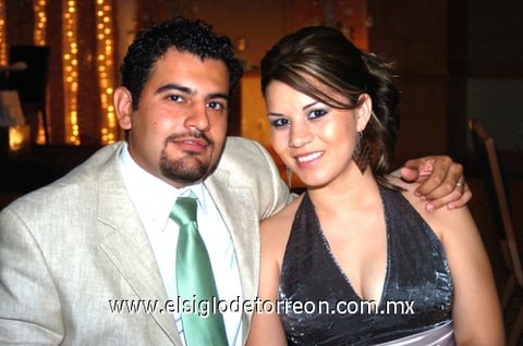18052009 José Antonio Calzada Reed y Lucero Delgadillo de Calzada.