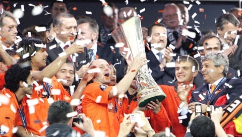 Para el siguiente año la Copa UEFA tomará el nombre de Europa League.