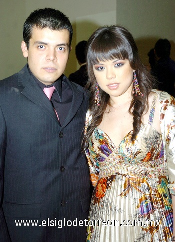 27052009 Mario Arratia y Mayra Campos.