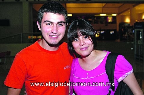 17052009 Óscar Cabrera y Lucía Barocio.