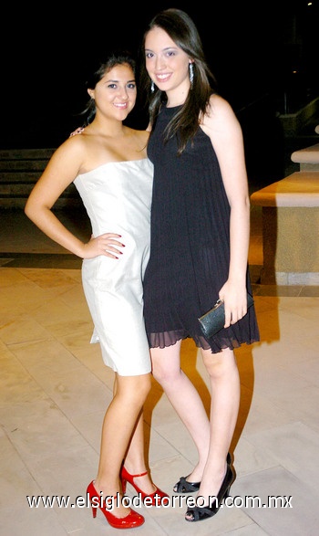 02062009 Nicole Gil y Gaby Treviño.