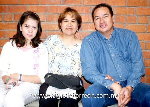 02062009 Cecilia de Ortiz y Jéssica Ortiz.