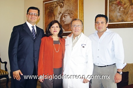 Juan Ávalos Méndez, Sofía Méndez de Ávalos, Santiago Ávalos Rodríguez y Benjamín Ávalos Méndez.