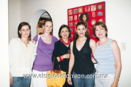 Ana Claudia, Maité y Argelia Cobián, Ana Fuentes y Carmena González.