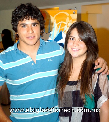 10062009 Ricardo Giacomán y Bárbara Madero, en reciente acontecimiento.