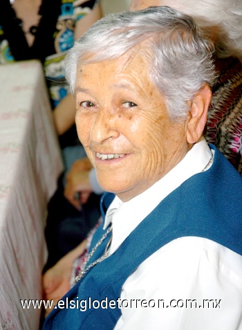 10062009 Hermana Olivia María Navarro Ramírez, festejó sus Bodas de Oro de vida religiosa.