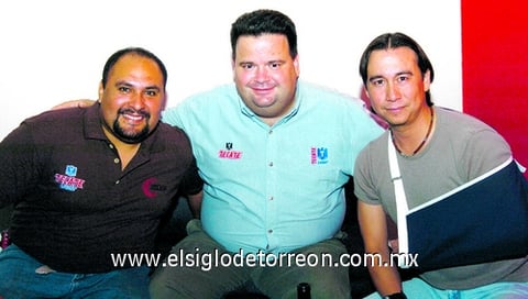 10062009 Aarón Flores, Ángel Tamez y Héctor López.