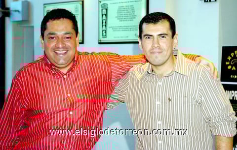 10062009 Edner Granados e Issac Flores, en reciente espectáculo en el Teatro Nazas.