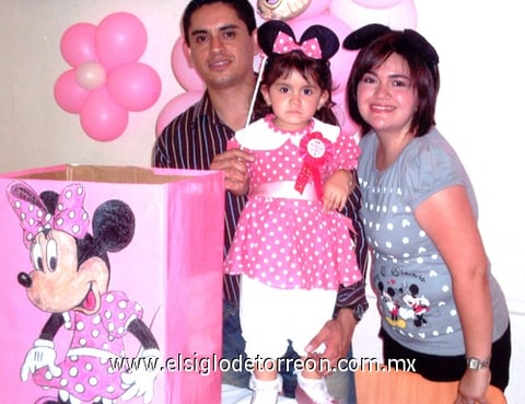 05062009 Lupita Aguirre Delgado fue festejada en su segundo cumpleaños por sus papás Alfonso Aguirre y Lupita Delgado.