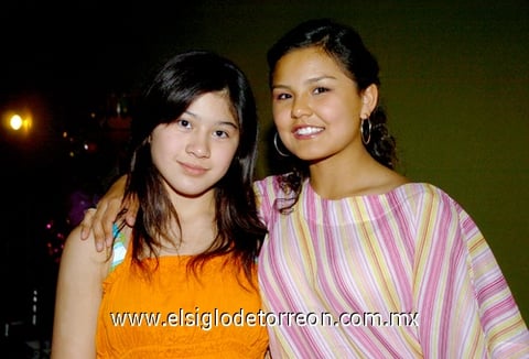 05062009 Nayeli, Renatha y Paola.