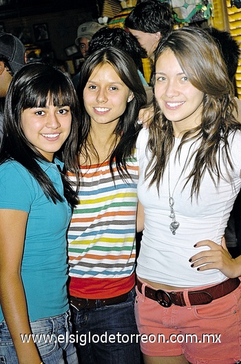 07062009 Astrid, Lizeth y Cristina.