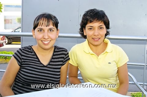 07062009 Marcela Arguijo y Anel Rangel.