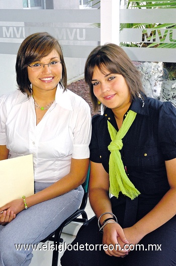 07062009 Ana Cecilia Reyes Arias y Crista Segoviano Lazalde.