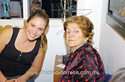 07062009 Georgina Baca y María Ángeles Curiel.