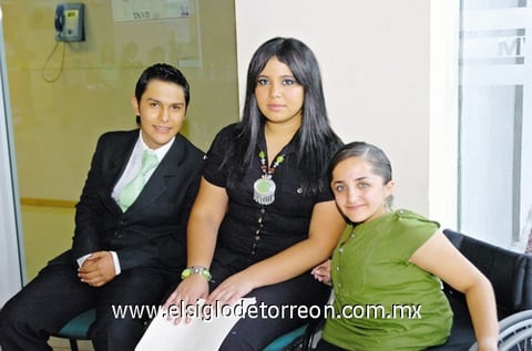 07062009 Carlos Gerardo Balderas Campuzano, Ashanti Díaz Ocampo y Nadia Porras Izquierdo.