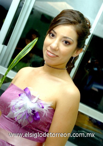 16062009 Olga Bibiana Martínez contraerá nupcias.