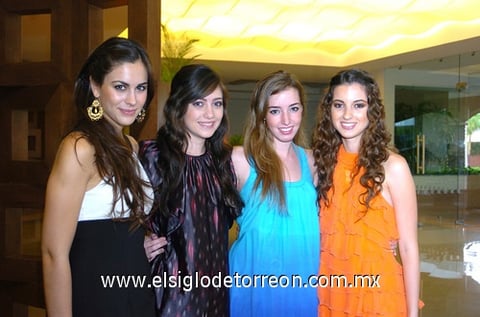 22062009 Andrea, Mónica, Lucía y Paola.
