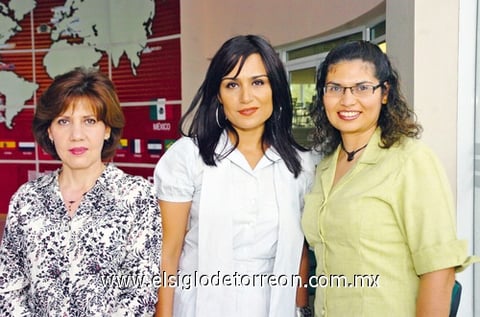22062009 Nora Valdez, Violeta Ayup, Lucía M. de Ramos y Flor Cárdena.