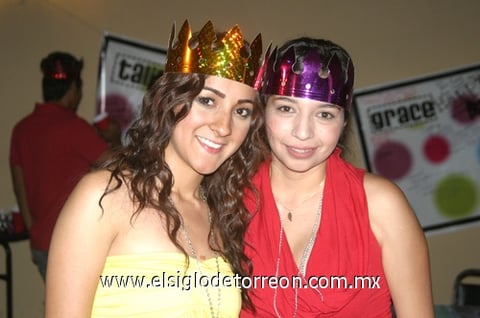 14062009 Talía Gutiérrez y Grace Hernández.