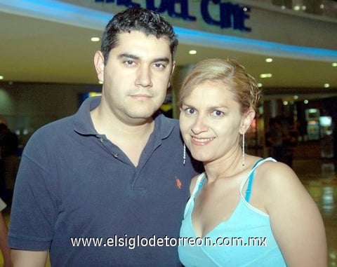 18062009 Jonathan Noé y María Rivas.