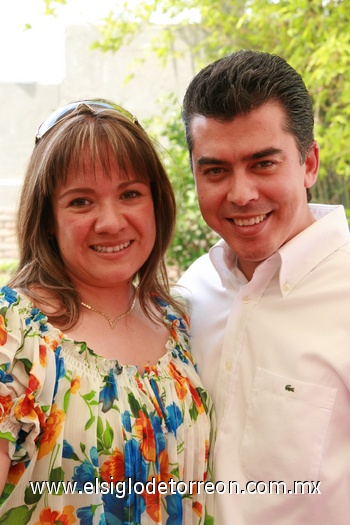 14062009 Alejandra y Víctor Torres.