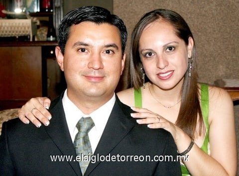 24062009 Francisco Pámanes Ríos y Gloria Carrizales Vázquez contraerán nupcias próximamente.