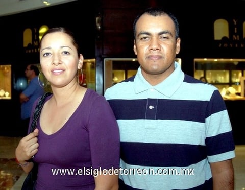 23062009 María Concepción Escobar Valdés y Samuel Huitrón Ramírez.
