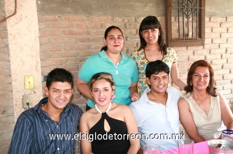 19062009 Gerardo Ortiz, Paula Ortega, Martín Ortiz, Silvia Reynoso, Ana Elena Ortiz y Silvia de Robles.