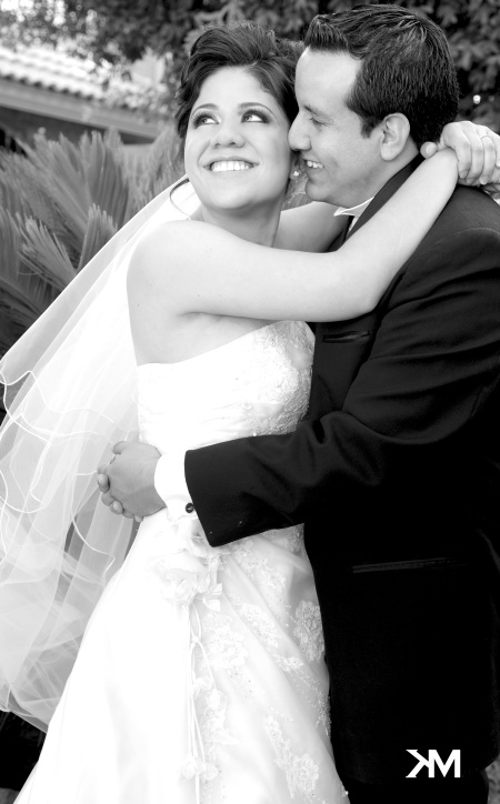 Contrajeron matrimonio la Srita. Gabriela de Anda Miranda y Sr. José Luis Quiroz Palacios, el pasado 15 de mayo del 2009.


 KM Fotografía