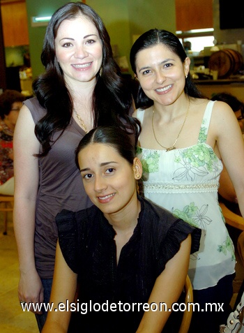29062009 Diana Ibarra, Beatriz Flores y Loreley Pereyra.