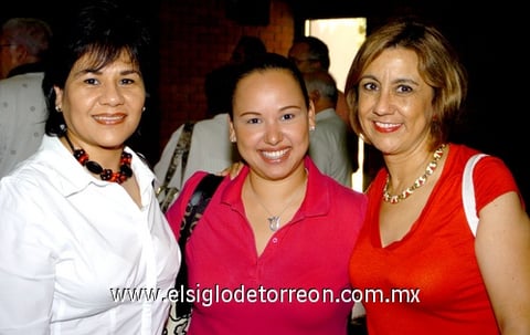 29062009 Rosa Márquez, Lizeth Flores y Dora Gómez Palacio.