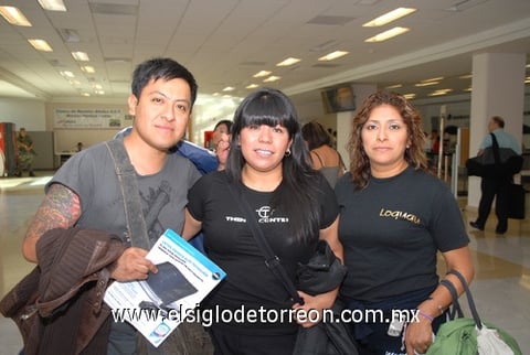 29062009  José Luis Sánchez, Dioni Luis y Cynthia Pañeda regresaron al Distrito Federal.